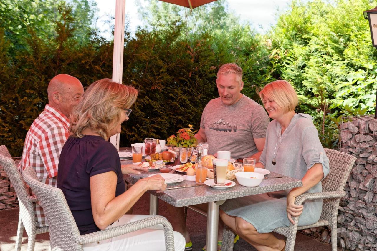 Wellnesshotel Deine Auszeit, Adults Only Achslach Ngoại thất bức ảnh