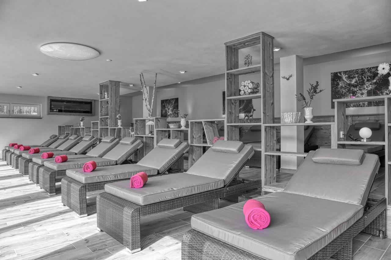 Wellnesshotel Deine Auszeit, Adults Only Achslach Ngoại thất bức ảnh